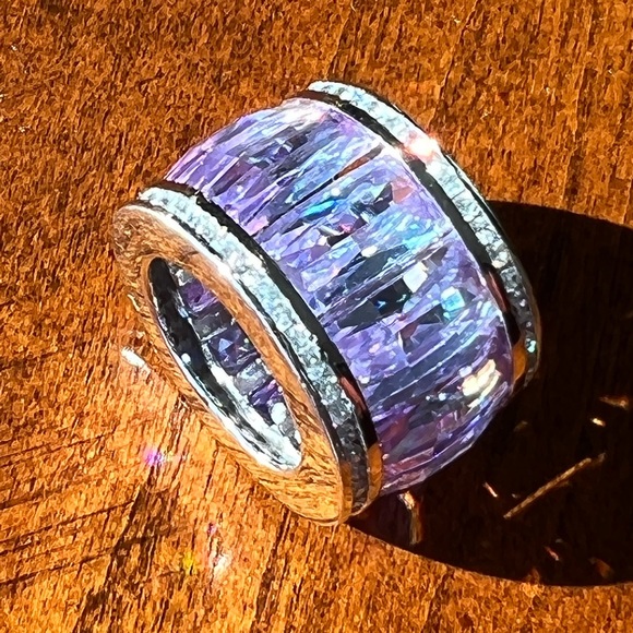 STATEMENT RING:  WIDE BAND w/ LIGHT AMETHYSTS SET IN 925 SILVER   (Size 4.5) - Picture 2 of 5